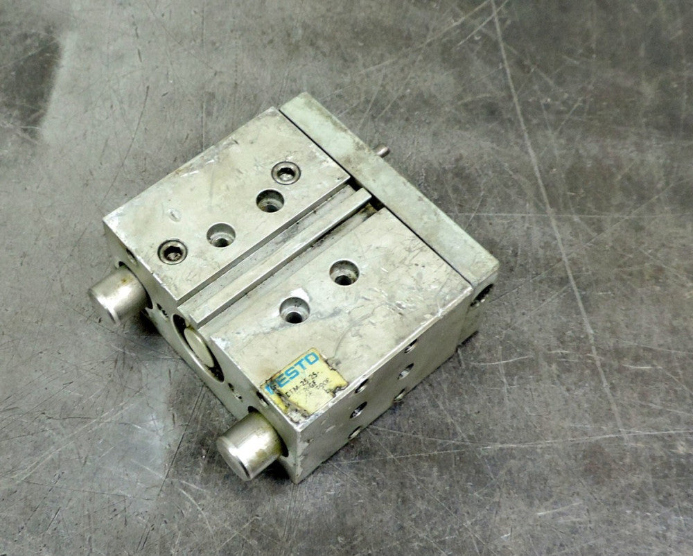 Festo DFM-25-25-P-A-GF Pneumatic Guide Cylinder
