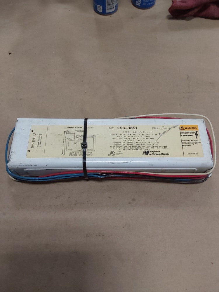 MAGNETEK Rapid Start Ballest....NO:256-1351 TYPE 2 OUTDOOR