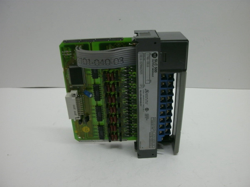 ALLEN BRADLEY 1746-0B16 SERIES C OUTPUT MODULE 10-50VDC 0.5A 0.25A