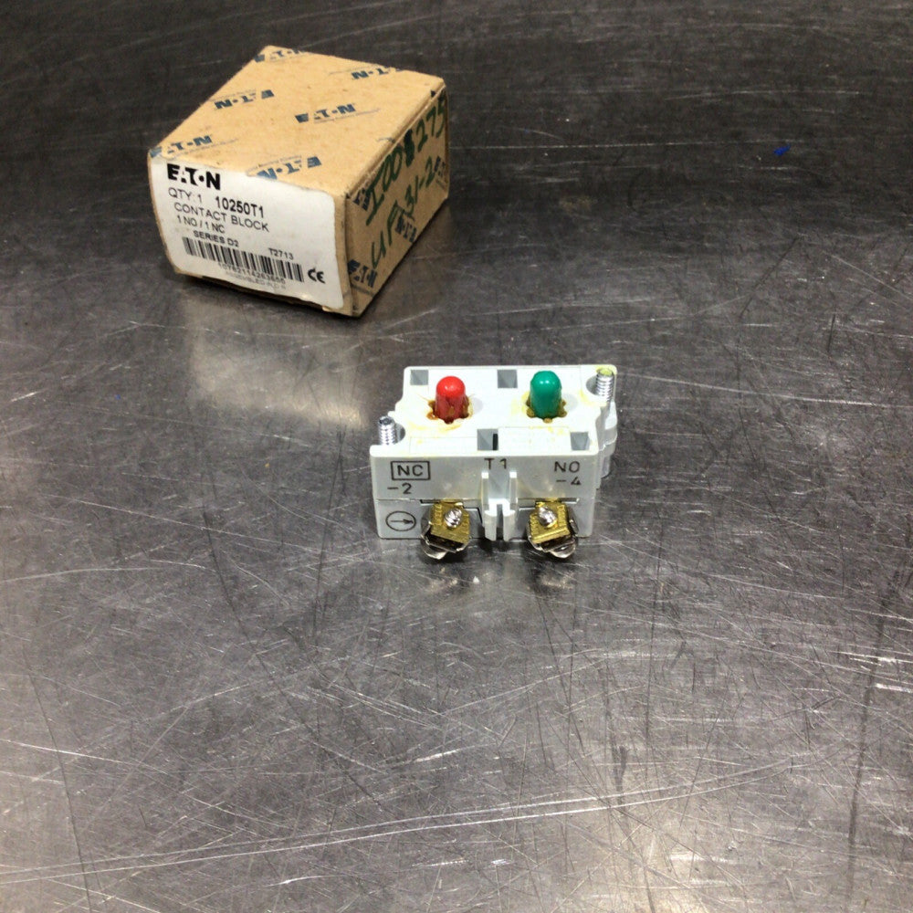 Eaton  10250T1 /D2 Contact Block, 1NO/1NC T2713 NOS