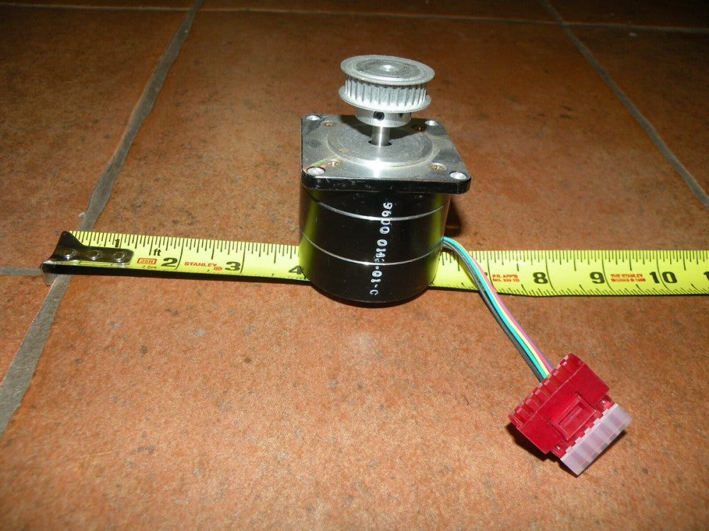 (1) Vexta PH265L-04 2-Phase Stepping Motor 5VDC 1A 1.8°/Step