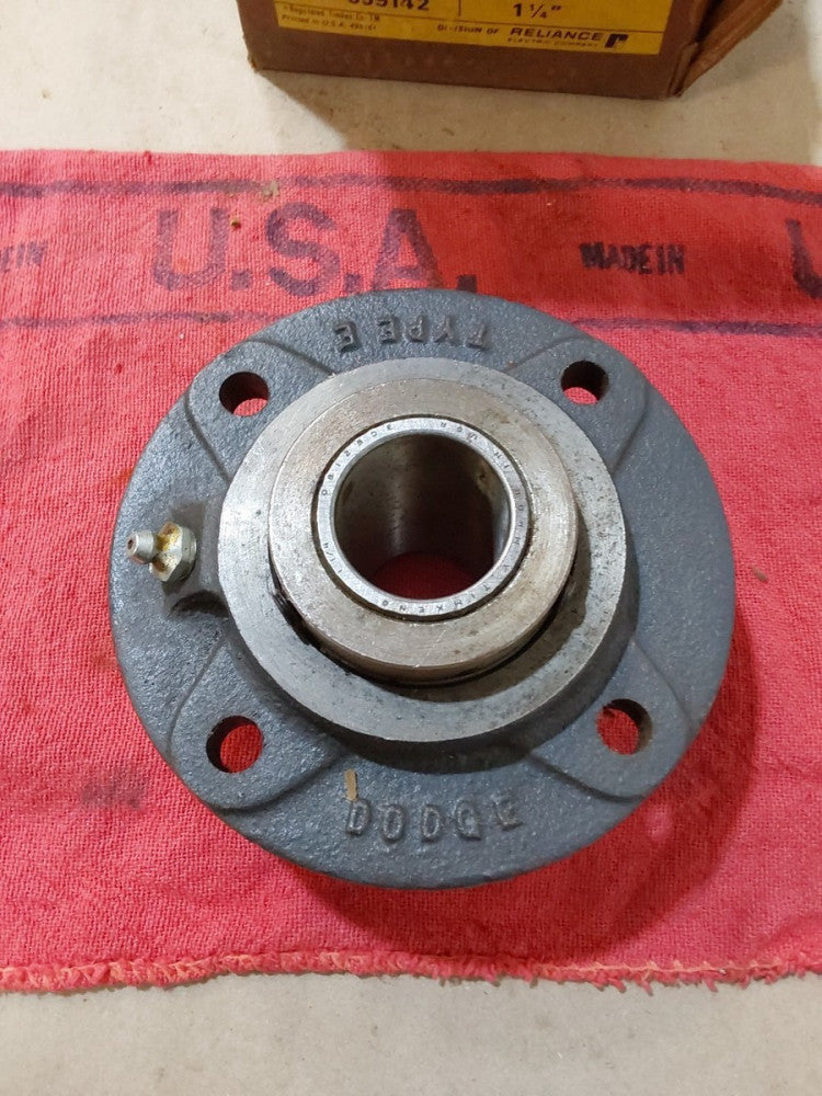 Dodge - P/N: 059142 - Type E - Flange Bearing 1 1/4"