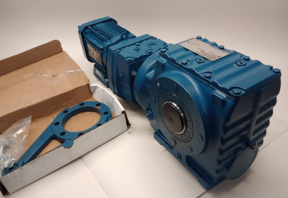 SEW EuroDrive SA67/T-R37-DRN71M4 x 424 Used GearMotor 0.5hp 1730/4.1 Ratio 424:1