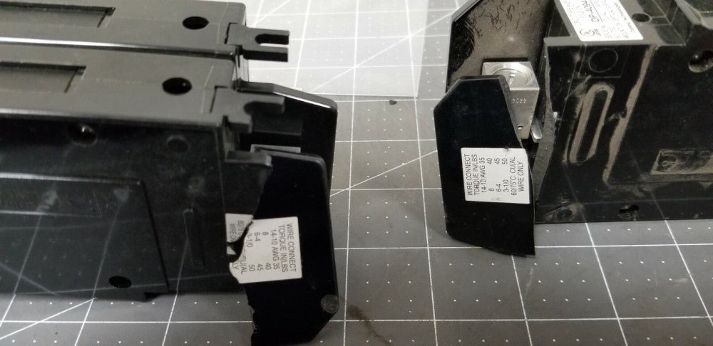 (2) Minor Damaged Carling Technologies Circuit Breakers 2P 1A 240V 50/60 [D3B1]