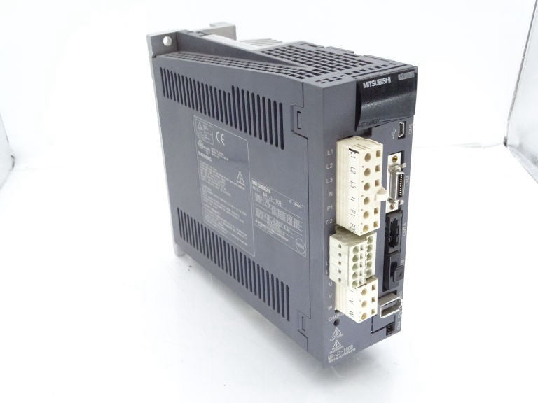 MITSUBISHI MR-J3-100B AMPLIFIER