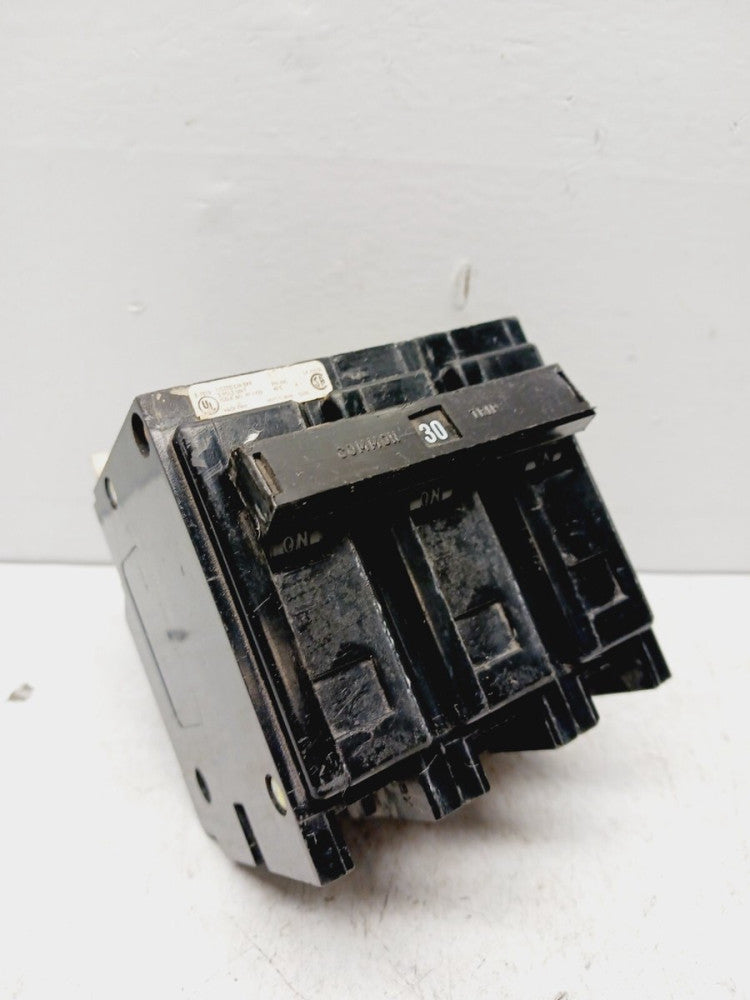 CUTLER-HAMMER QBHW3030H 30 AMP QUICKLAG CIRCUIT BREAKER 3P 240 VAC