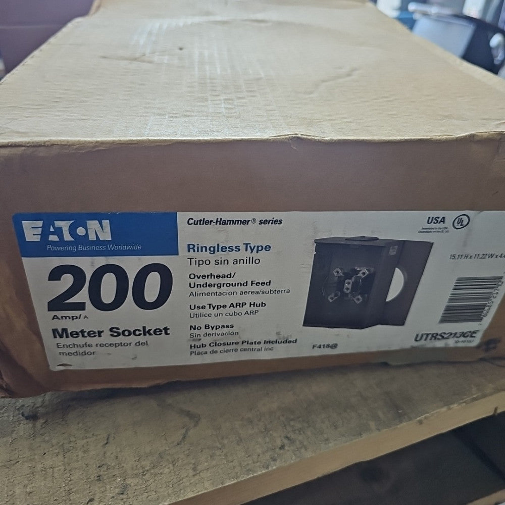Eaton UTRS213CE Black 200-A 600-V Ringless Overhead and Underground Meter Socket