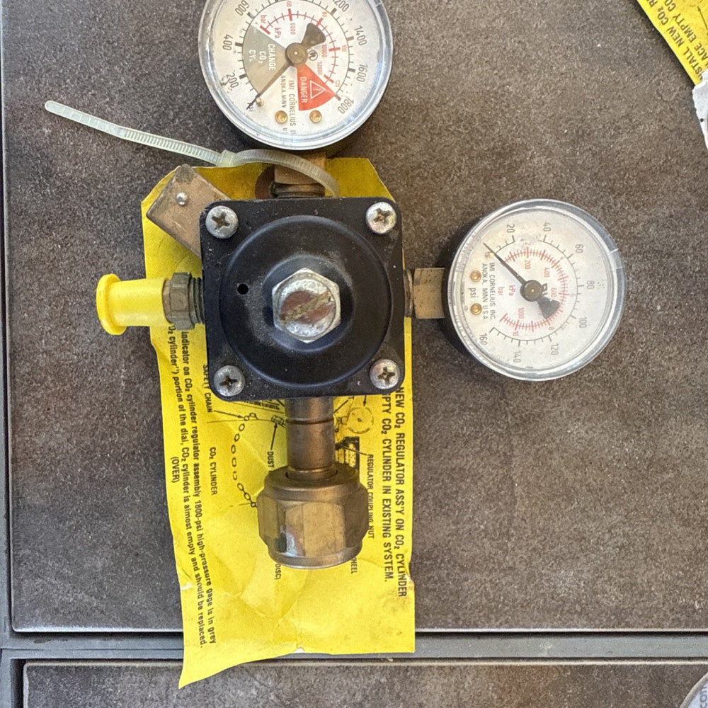 Cornelious Gas Regulator PL-160 857-A Co2 Nitrous