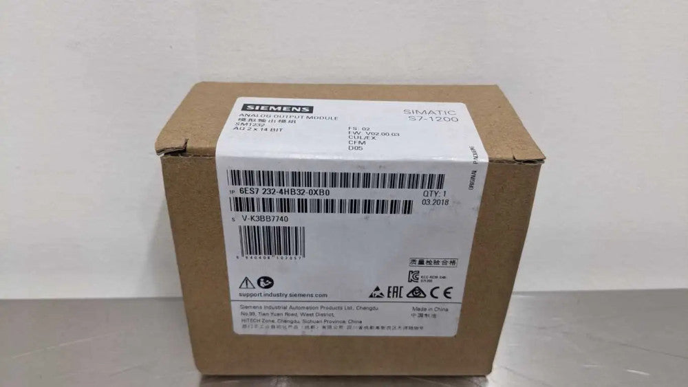 Siemens 6ES7 232-4HB32-0XB0 Analog Output Module Simatic S7-1200 SM1232 AQ 2x 14