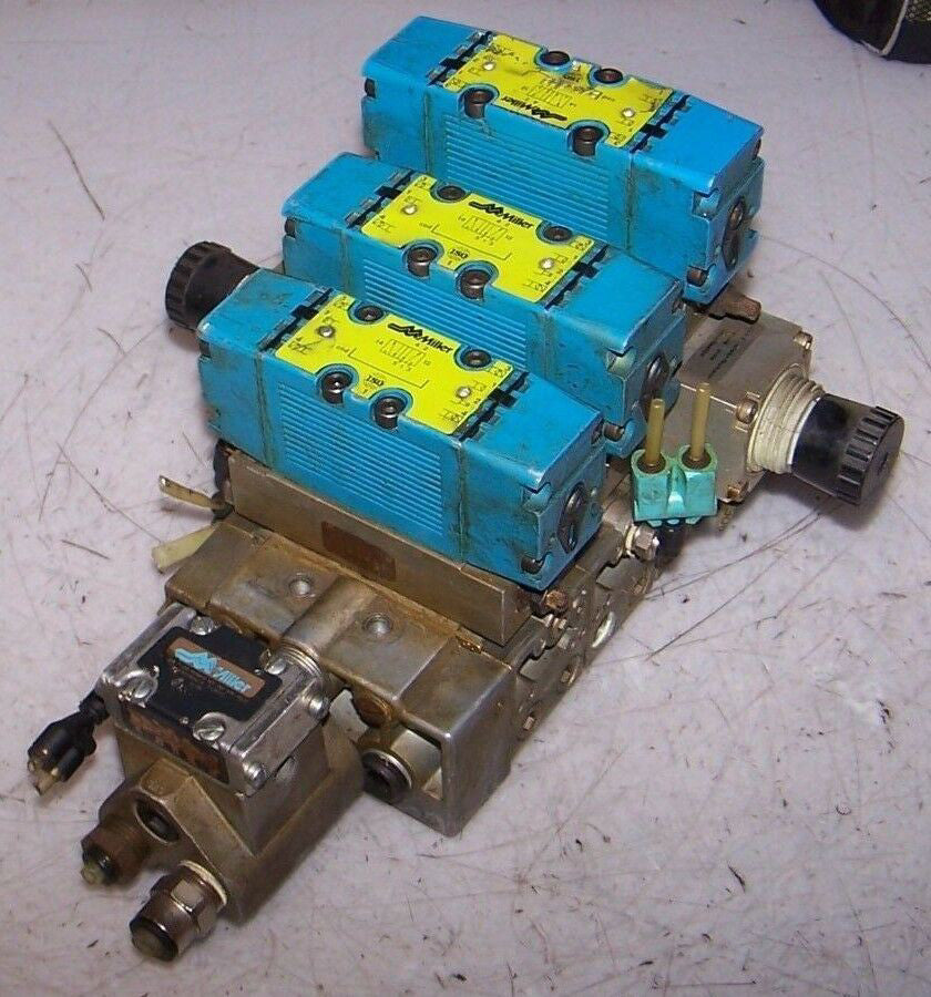 MILLER 3 BANK MANIFOLD W/ 340-202 PNEUMATIC SOLENOID VALVES 