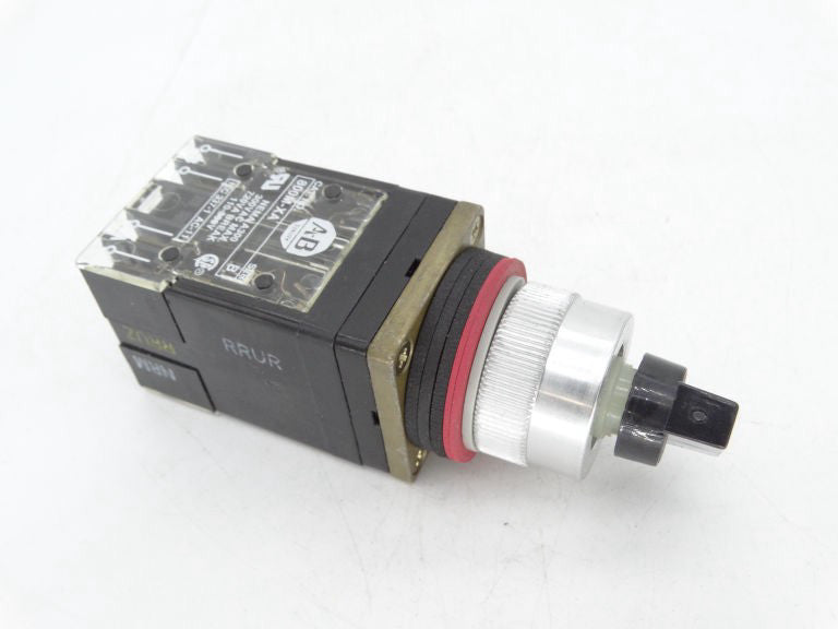 ALLEN BRADLEY 800MR-JH2KB SERIES C SWITCH