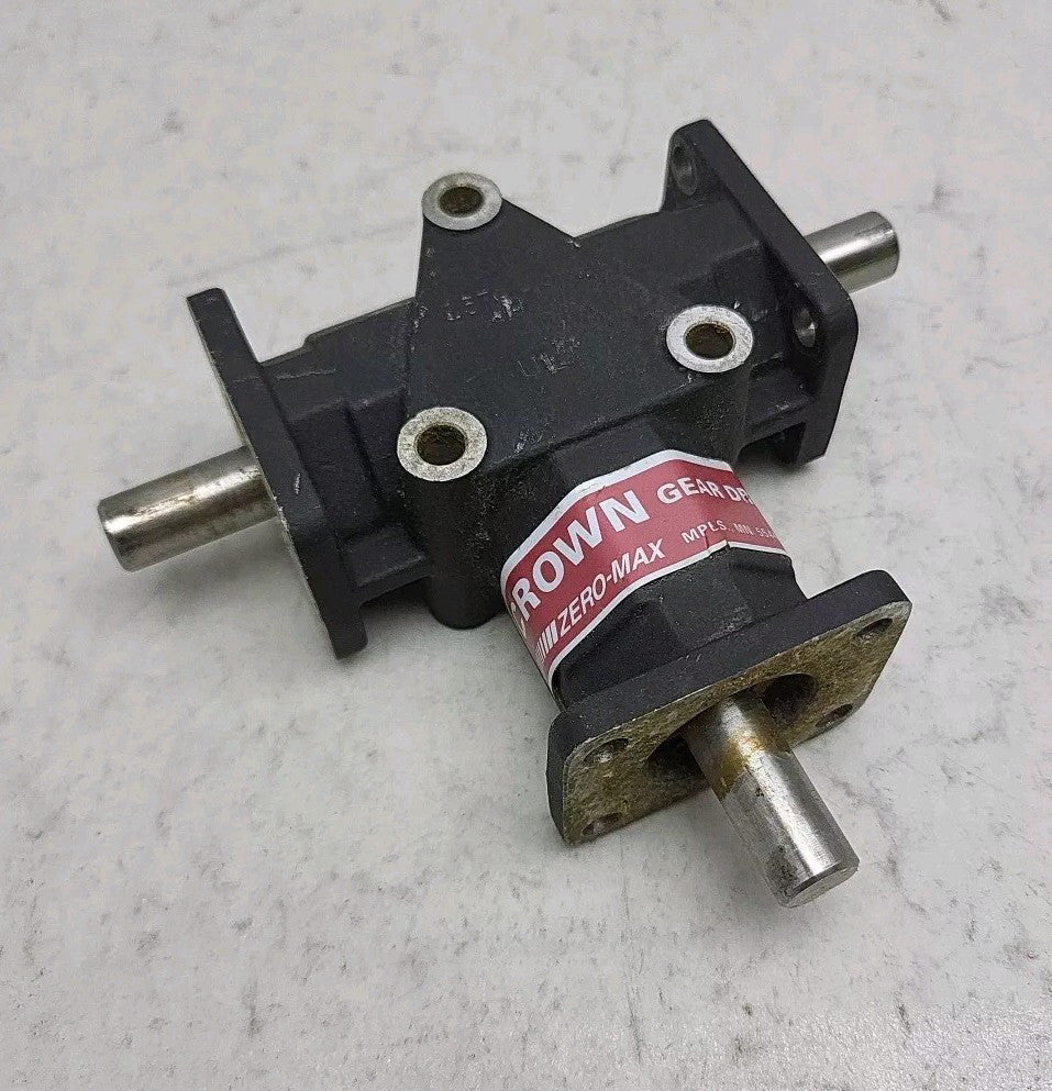 Zero Max 157806 Three Way Right Angle Gearbox 1:1 Ratio 1750 Rpm Used Read Descr