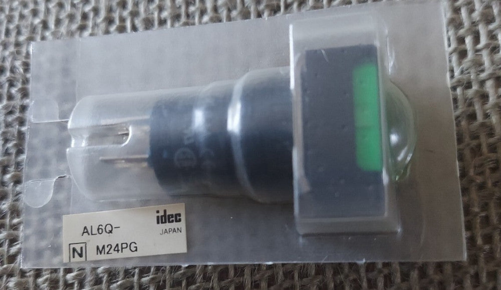 *NEW* IDEC AL6Q-M24P-G Switch Push Button Green