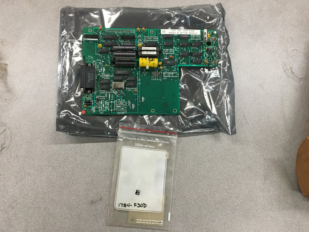 NEW NO BOX ALLEN-BRADLEY OPTION MODULE 1784-F30B SERIES B