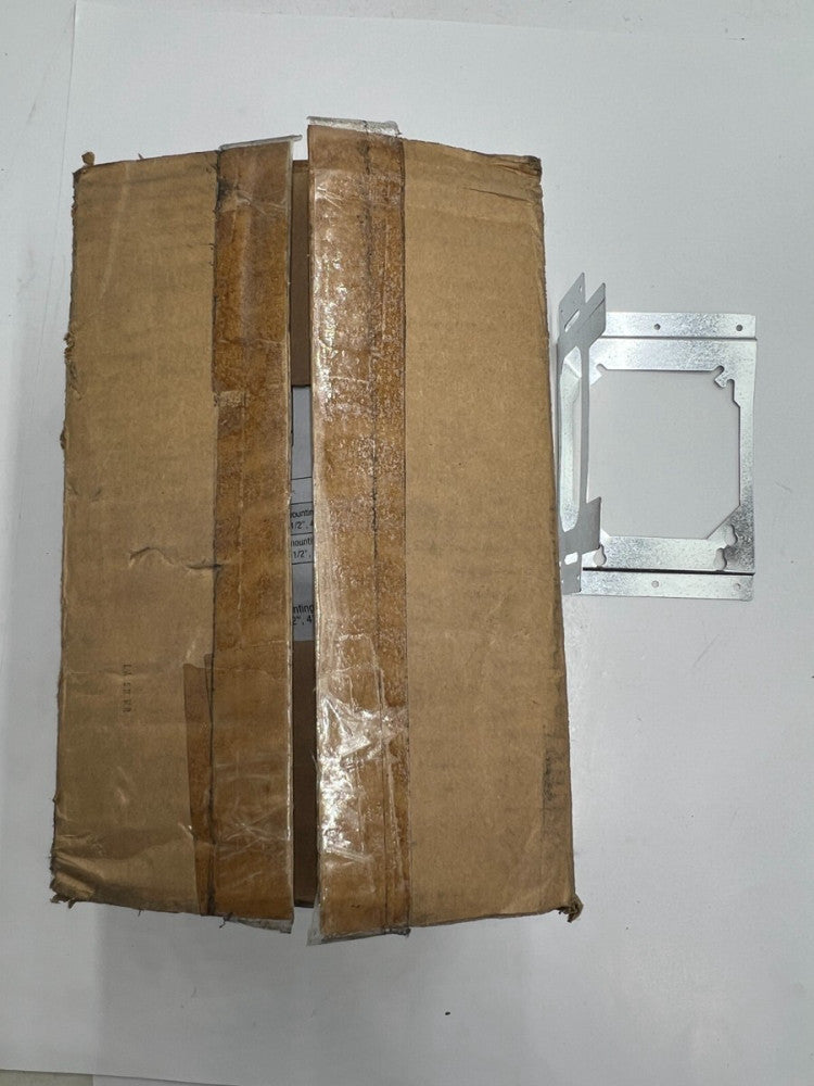 Box of 100 Hubbell Raco 2 Point Box Mounting Bracket 9018 for 2 1/2"-6" Stud