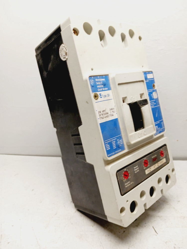 WESTINGHOUSE DK3250W 250 AMP CIRCUIT BREAKER 3 POLE 240 VAC 250 VDC 65KA