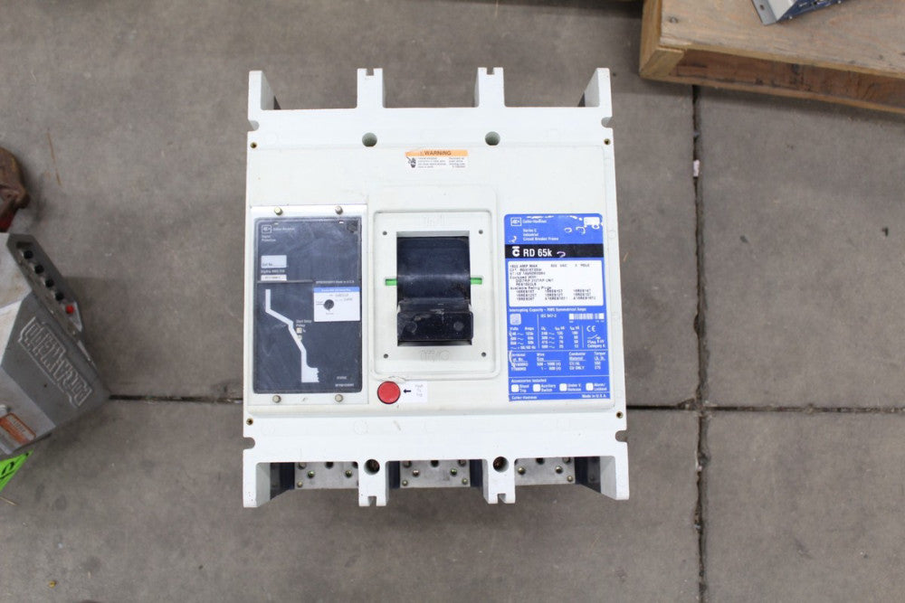 Cutler-Hammer RD316T33W 3-Pole 1600Amp Circuit Breaker