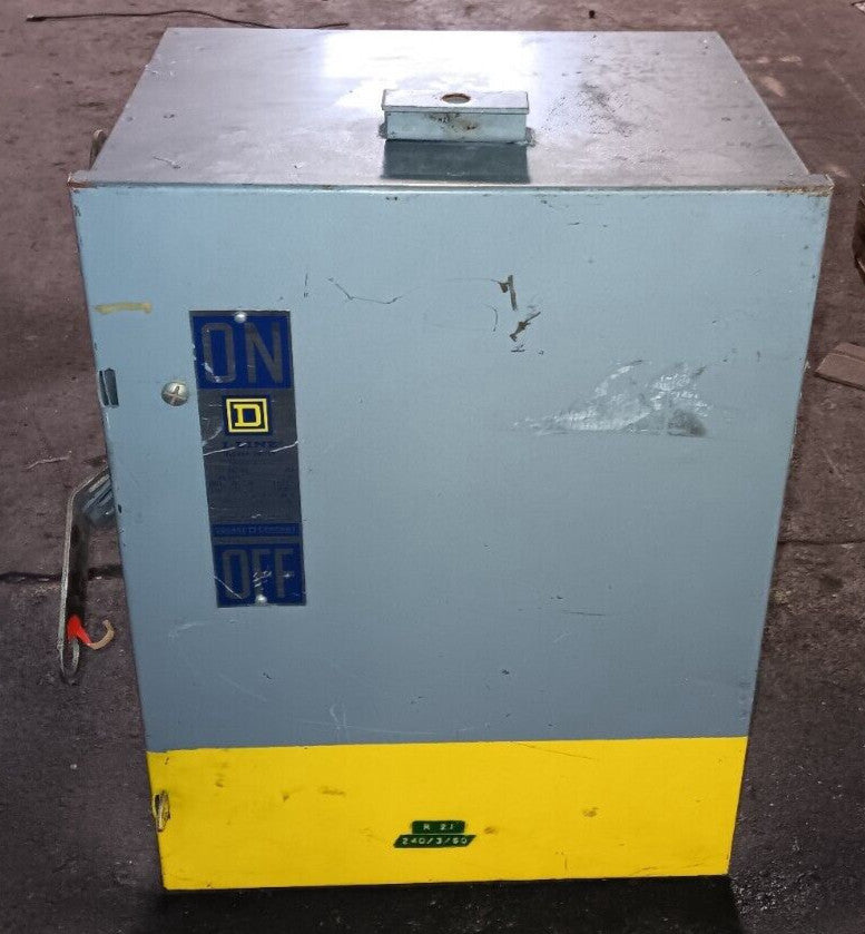SQUARE D PQ3220 200 AMP BUSWAY SWITCH 3 POLE FUSIBLE 240 VAC 3Ø/3W