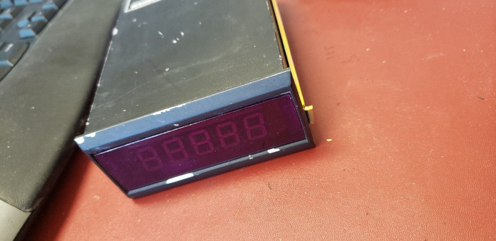 SHIMPO INDUSTRIAL 50622 115 VAC DIGITAL COUNTER  ( F2-2A)