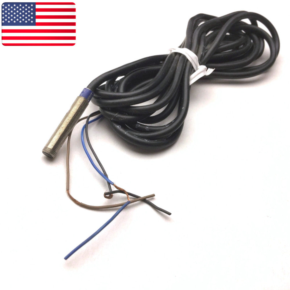New In Box SCHNEIDER XS1N05NA310 Inductive Proximity Switch - US Stock