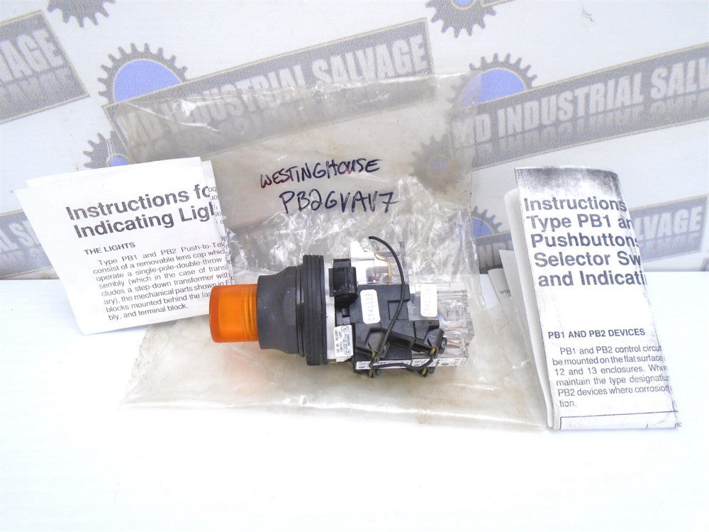 Westinghouse - PB2GVAV7 - Push To Test Button - AMBER LIGHT - OIL-TITE - (NEW)