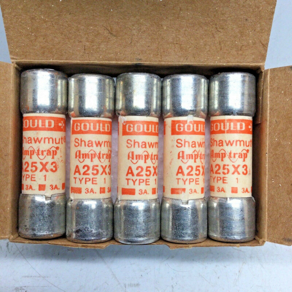 GOULD SHAWMUT A25X3 AMP-TRAP TYPE 1 FUSE 3 AMP 250V A25X3-1 (LOT of 5)