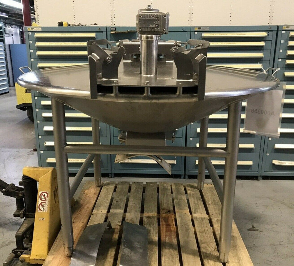 50 GALLON KOSS STAINLESS STEEL SURGE HOPPER w/ TOP MOUNT SWEEP AGITATION
