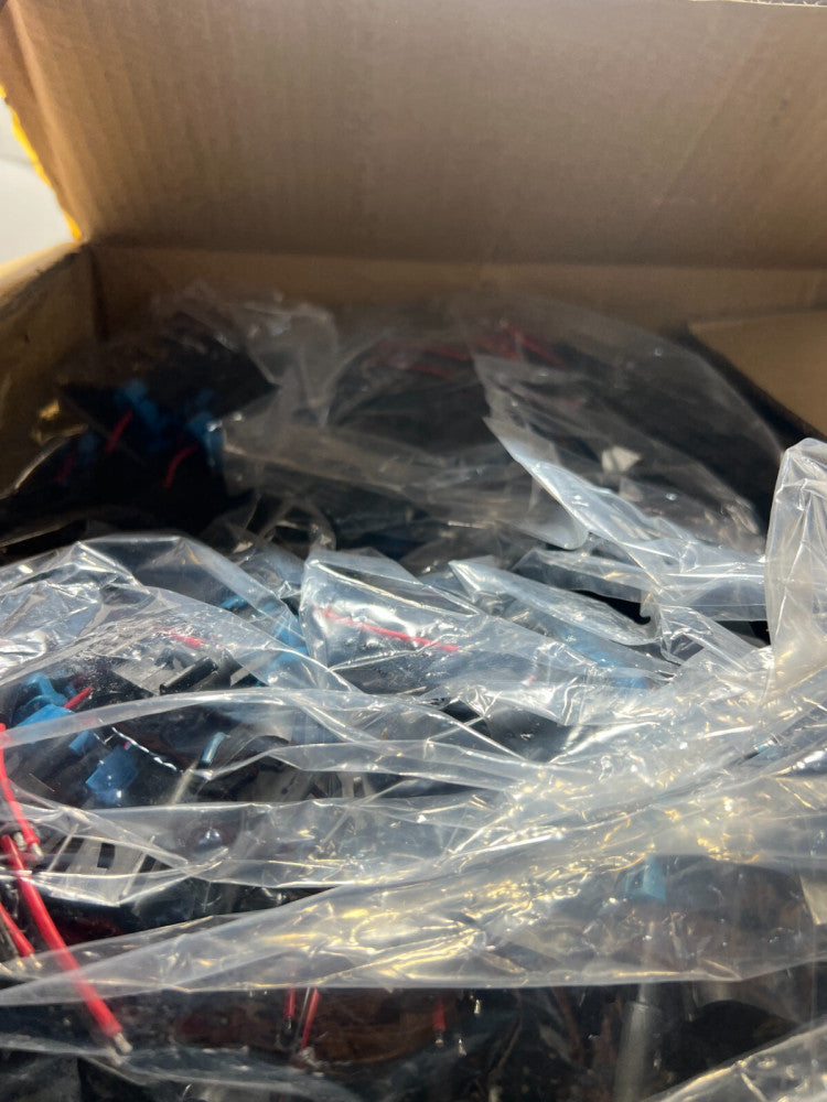 QTY 500 Lisheng Finished Wire With Electrical Connectors 670-3104-46