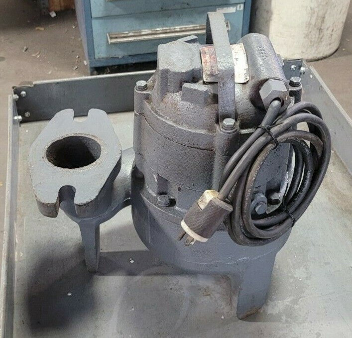 WEIL 1/2 HP SUBMERSIBLE 3" WASTEWATER PUMP 115 VAC TYPE 64 1750 RPM 3-240514