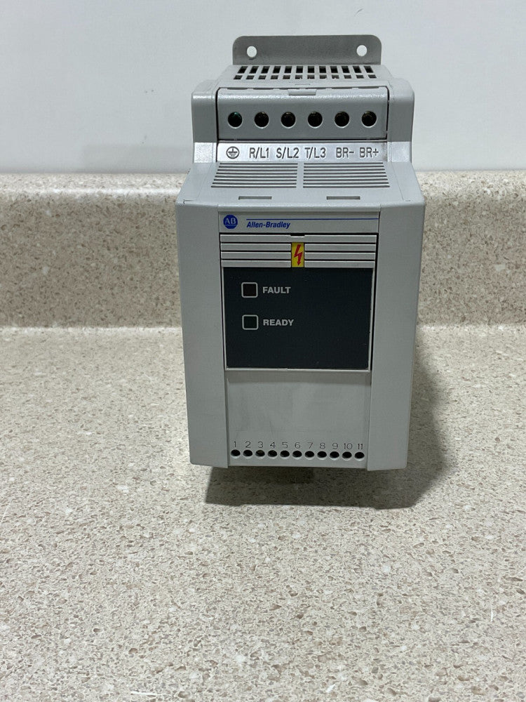 Allen Bradley 160-BA10NPS1 NEW