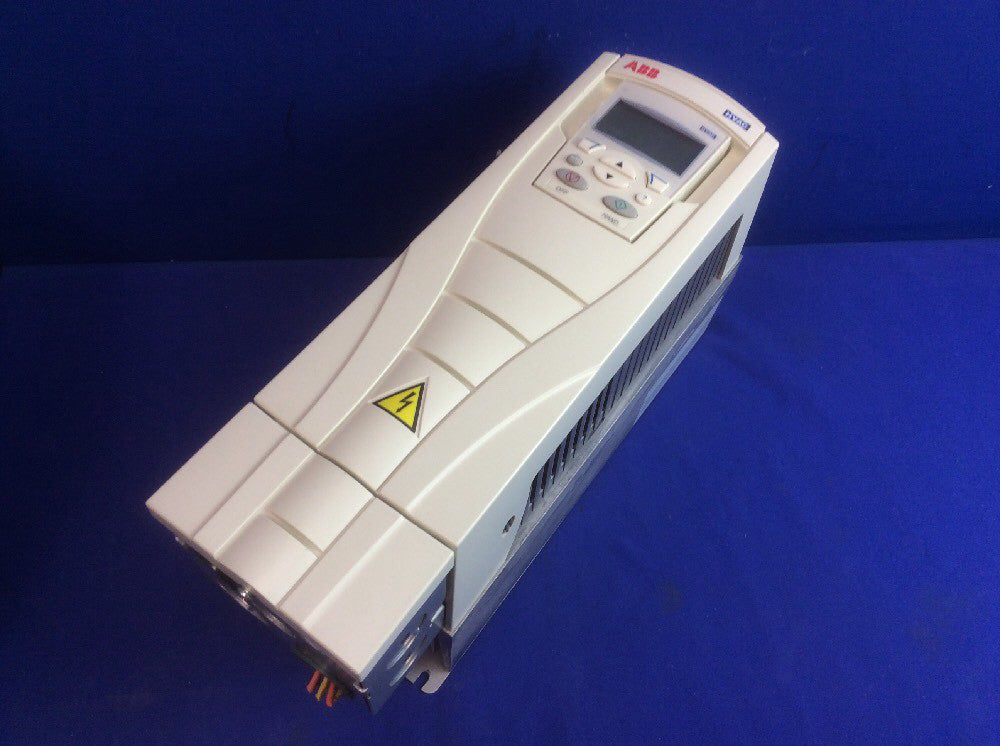 ABB ACH550-UH-03A3-4 HVAC DRIVE 1.5HP 3PH 380-480Vac 3.3A With ACH-CP-B KEYPAD
