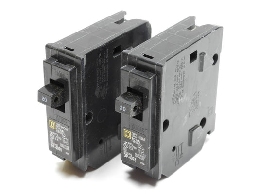 (Lot of 2) 20A Homeline Circuit Breaker 1 Pole Plug On HOM