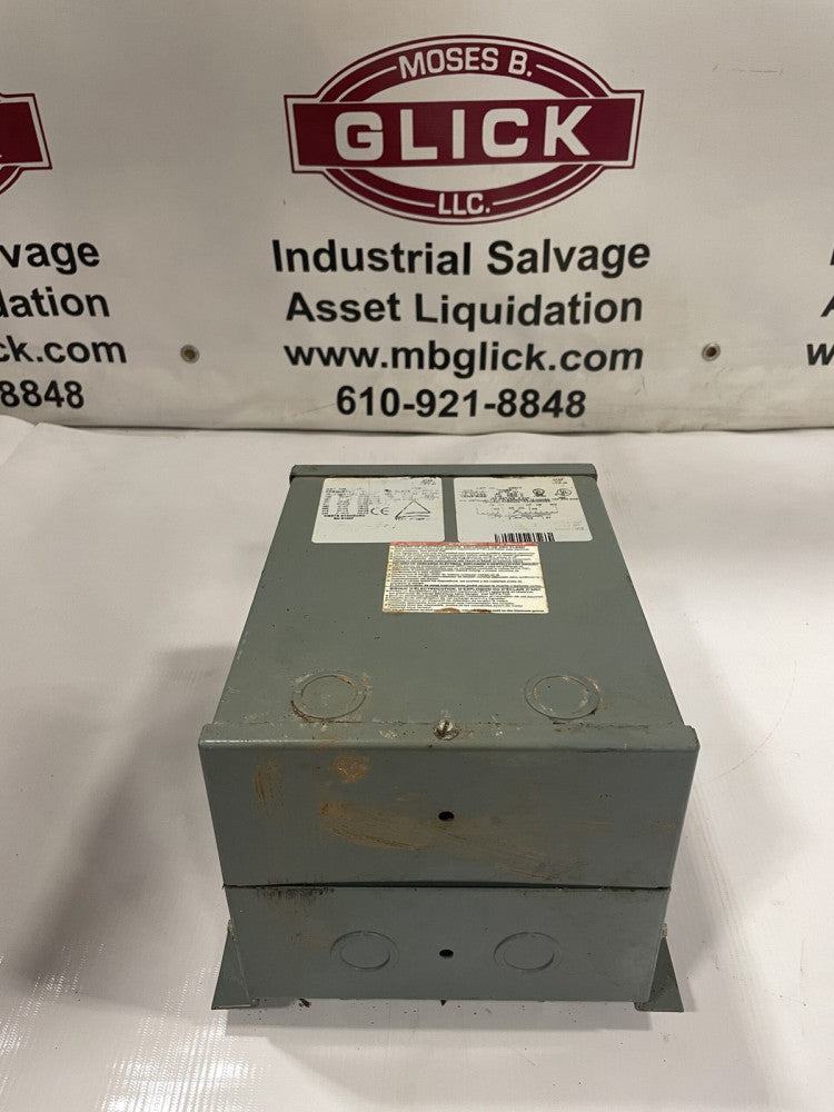 Square D 2S67F 2kVA Transformer 190-440V 110/220V 50/60Hz 1PH