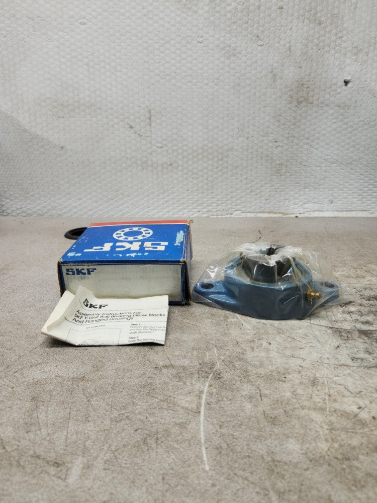 NEW IN BOX SKF PILLOW BLOCK BEARING YEL-207-104
