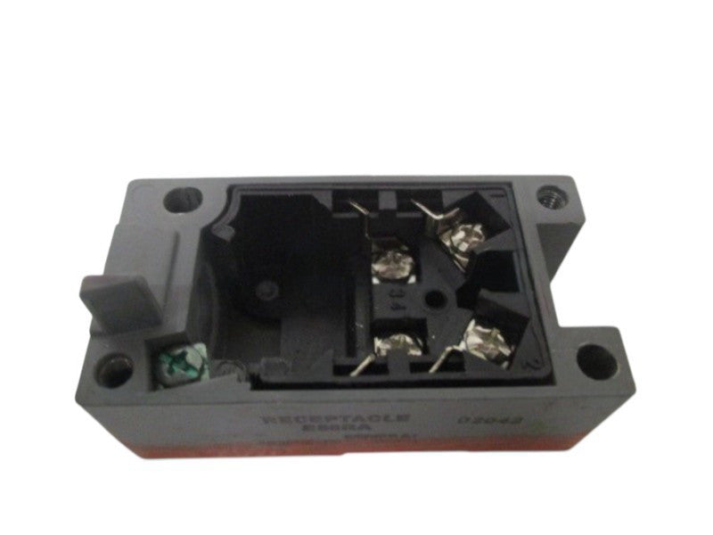 CUTLER-HAMMER E50RA SER. A1 LIMIT SWITCH RECEPTACLE  UNMP