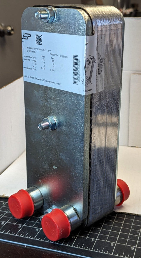 1” X 1” BSP FLAT PLATE LIQUID TO LIQUID HEAT EXCHANGER 212˚F @ 232 PSI [A7FL]