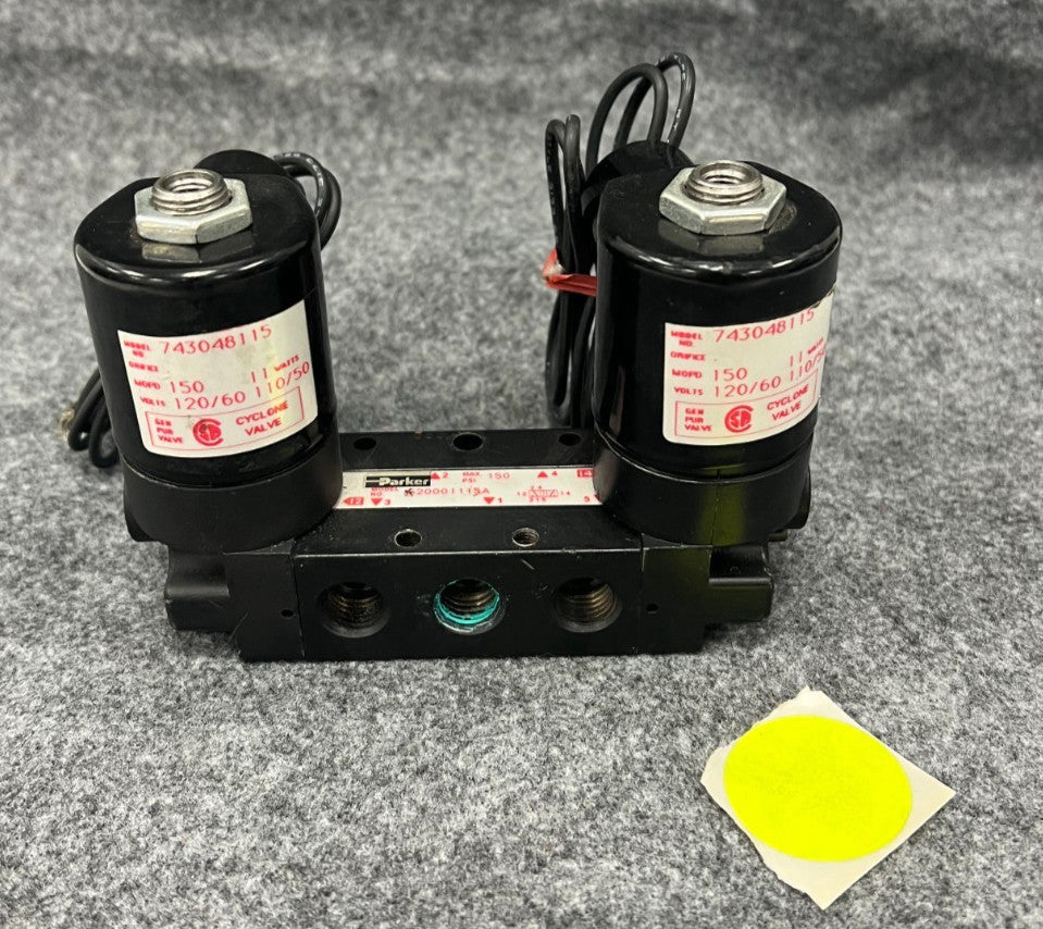 PARKER 52000115A ELECTRIC SOLENOID VALVE W/TWO PARKER VALVE COILS 743048115
