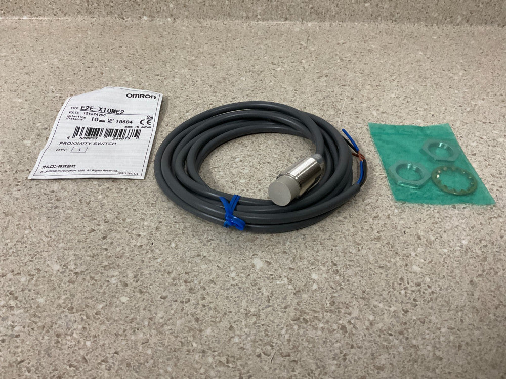 Omron E2E-X10ME2 NEW