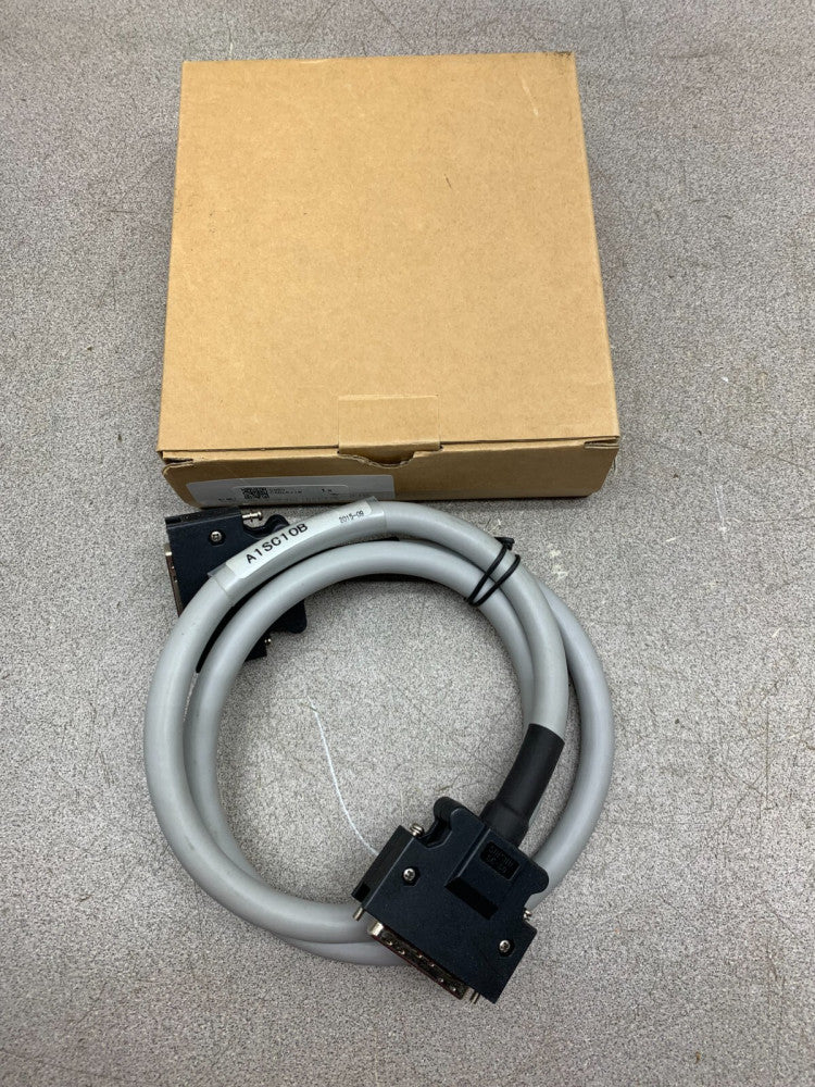 NEW IN BOX YASKAWA CABLE A1SC10B