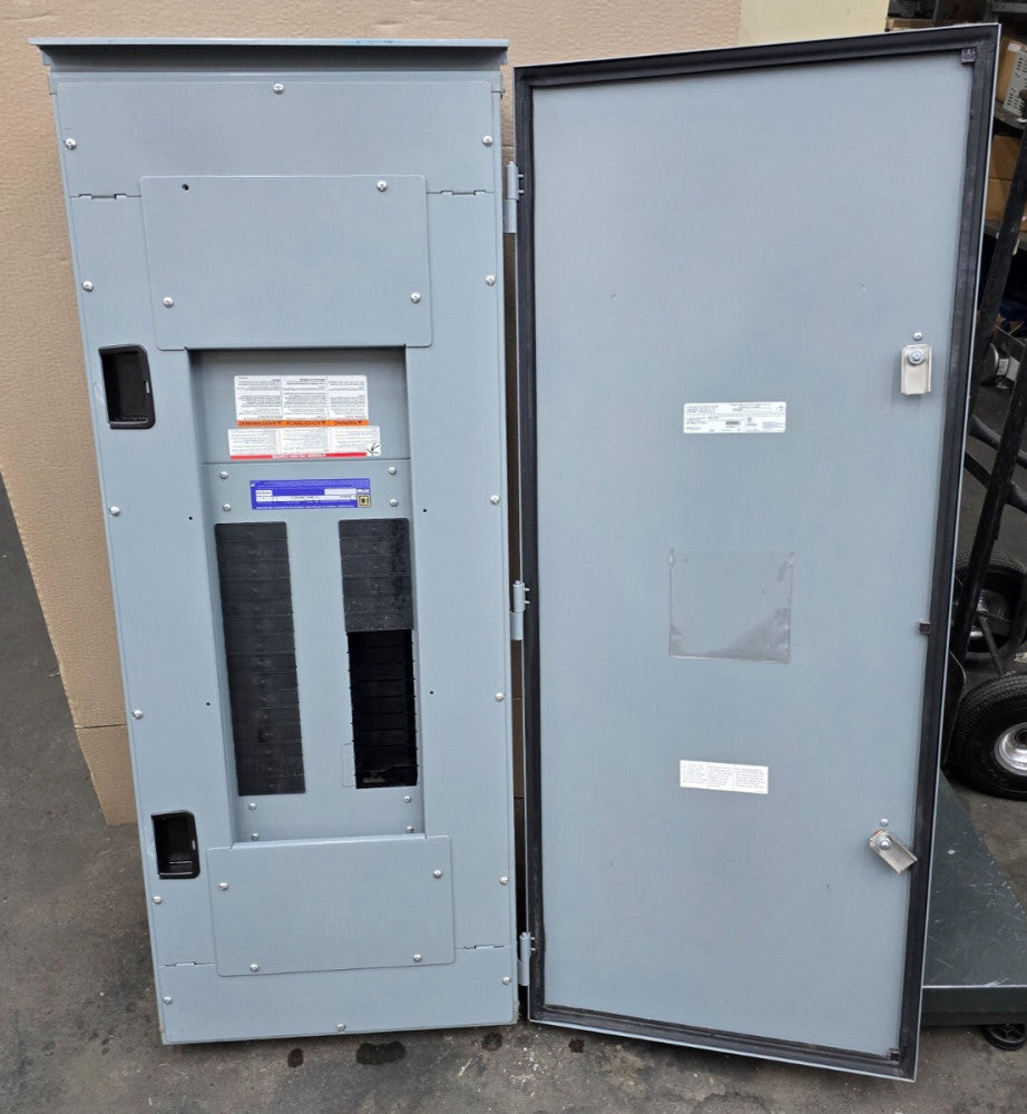 SQUARE D 400 AMP MAIN LUG OUTDOOR NF PANELBOARD 600Y/347 VAC 3Ø/4W 30CS NF430L4C