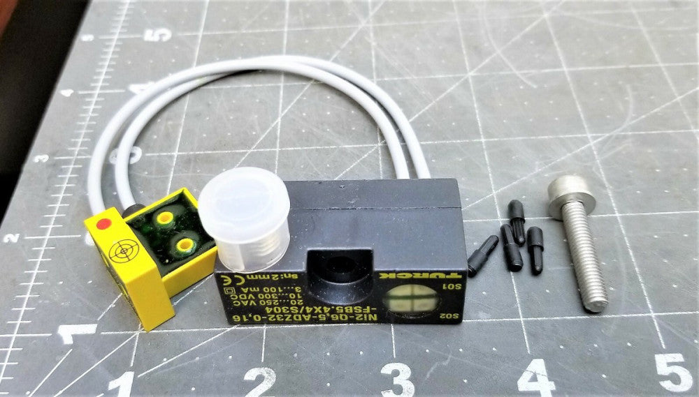 TURCK NI2-Q6,5-ADZ32-0,1-FSB5.4X4/S304 4200203 NEW [7B3]