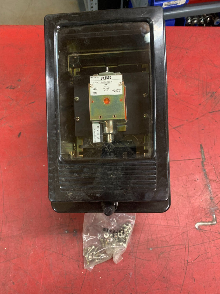 NEW NO BOX ABB SVF-3 VOLTAGE RELAY 606B321A22 A