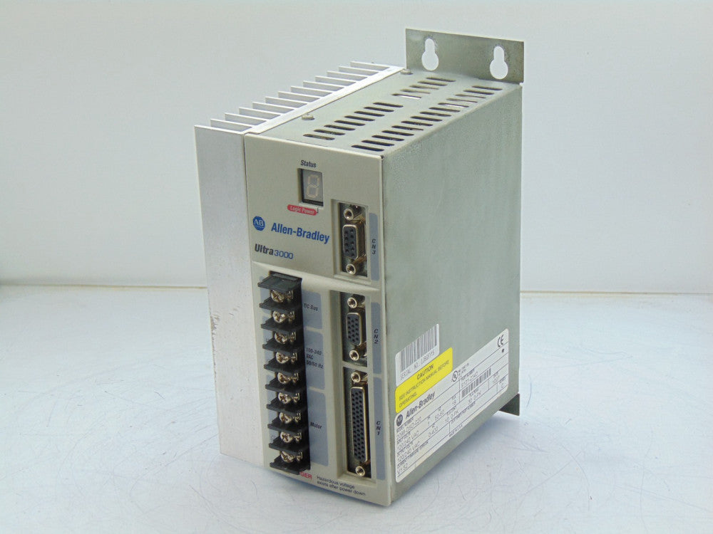 ALLEN BRADLEY 2098-DSD-020 DRIVE