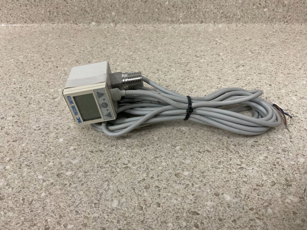 SMC ISE5B-T2-27L NEW
