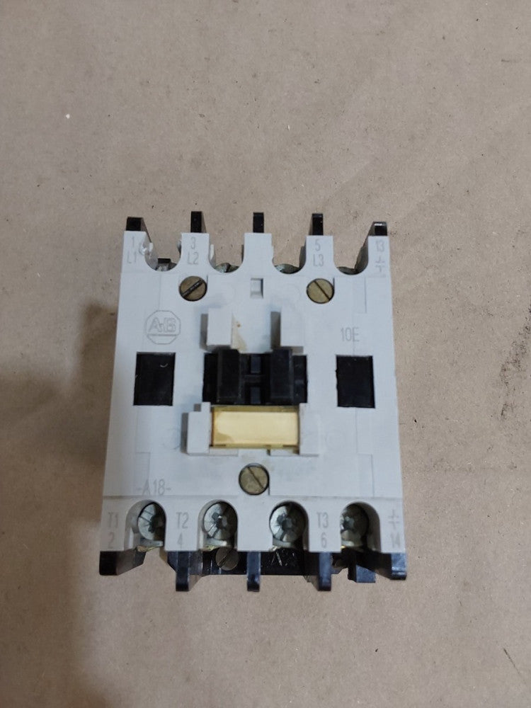 ALLEN BRADLEY 100-A18ND3 CONTACTOR SERIES C