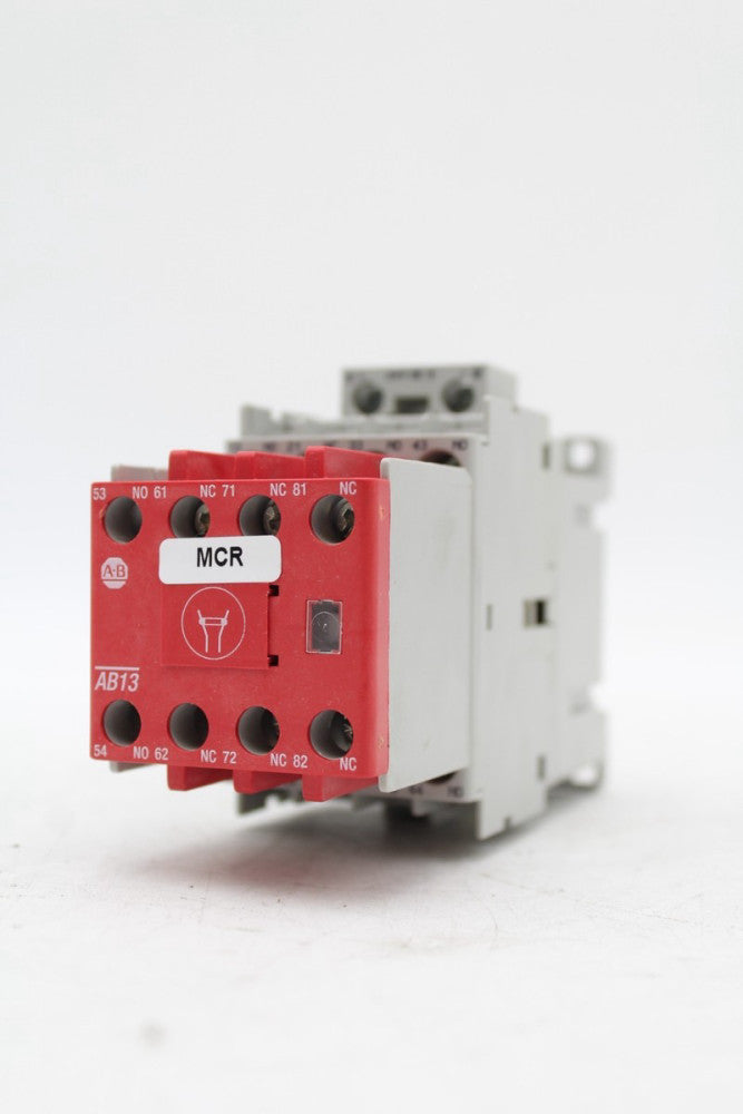 Allen-Bradley 700S-CF440EJBC Safety Relay
