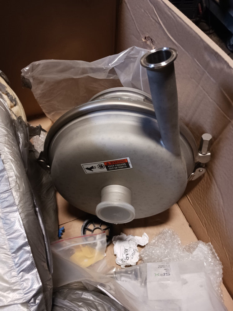 NEW APV SPX  STAINLESS SANITARY CENTRIFUGAL PUMP FRONT END 1.5" X 2.5"  W+ 70/40