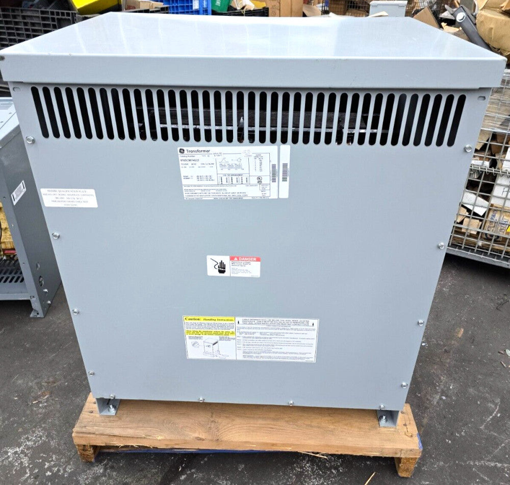 New GE 75 KVA Transformer Primary 480 D Secondary 208Y/120V 9T83C9874G15 (Flaw)