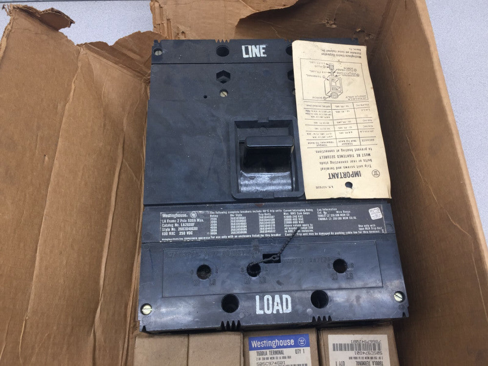 NEW IN DAMMAGED BOX WESTINGHOUSE 600 AMP 2 POLE 600 VAC  WITH MAG TRIP LA2600F /