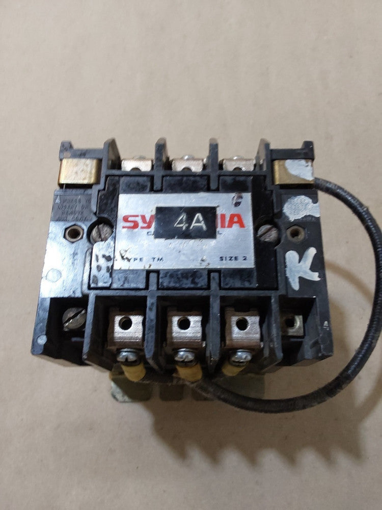 SYLVANIA T77U032 NEMA SIZE 2 CONTACTOR T77UO32 W/ TB 159-1 110-120 60HZ